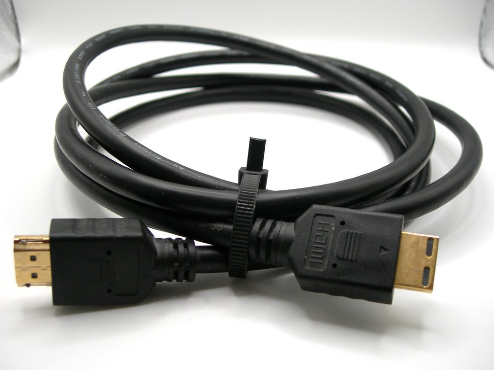 HDMI Cable High Speed Cord 6 FT HDTV 6 ft TV, Video 7& home audio, & Video