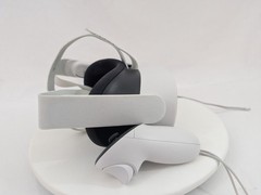Meta Quest 3 Standalone VR Headset & Controllers – Tested Working – READ