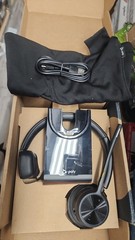 Open box Poly Voyager 4310 UC Wireless Single-Ear Headset w/ Charge Stand Missin