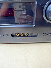 Denon AVR-590 5.1 Channel AV Surround Receiver HDMI Tested Powers On Read