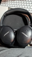 Bose QuietComfort SE Wireless Around Ear Headphones – Black& Blue Speaker