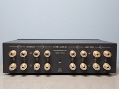 Douk VU3Pro 2-Way Amplifier/Speaker Switcher Box Dual VY Meter w/Remote Control