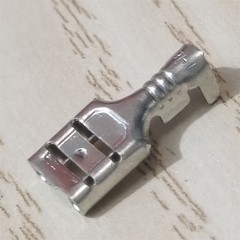 100pcs Non Insulated Crimp Connectors Female Quick Splice Spade Terminals 6.3mm