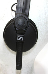 Sennheiser HD 25 70 Ohm Professional DJ Studio Monitoring Headphones Tested