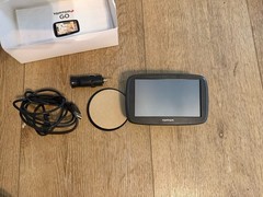 TomTom GO 50 Portable GPS Car Vehicle U.S.A. Navigation with Voice & LIFETIME