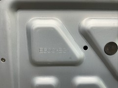 VIZIO E600I-B3 OEM TV STAND BASE WITH SCREWS