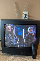 Philips Magnavox Smart Series 13″ CRT TV Retro Gaming Works w/ Antenna & Remote