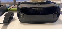 NOB Samsung Gear VR SM-R325 Smartphone VR Headset,w/ Controller Black, MicroUSB
