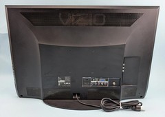 VIZIO Razor LED 26″ LCD TV / Monitor E261VA HDMI, VGA, RGB Component w/ Remote