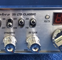 Cobra 25 LTD CB Radio Dual Mode AM/FM Made In Vietnam .Very Clean .Works Well.