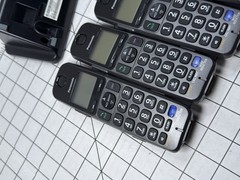 Panasonic KX-TGE270 DECT 6.0 Cordless Phone 4 Handsets Bluetooth Link2Cell Set