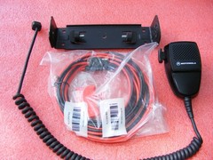 Motorola Radius CM300 Mobile Radio AAM50KQF9AA1AN With Accessories