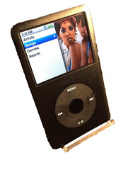 Apple iPod Classic 7th Generation Black (128 GB) SSD – Excellent CONDITION !!