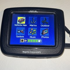 Magellan Crossover GPS 3.5″ LCD Touch Screen Topo Continental United States