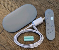 Google TV Streamer 4K – Fast 4K Streaming with Voice Control for Smart TV Grey