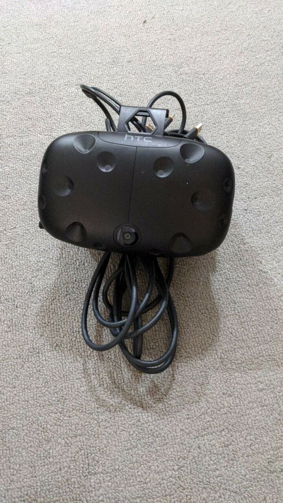 *parts only, screen nonfunctional* HTC Vive Virtual Reality Headset