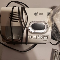 AT&T EL52303 3 Handset Cordless Answering System with Caller ID/Call waiting NEW
