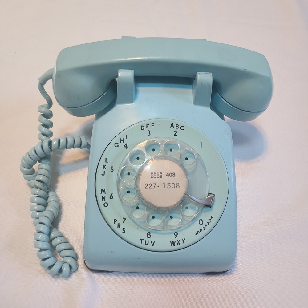 Light Blue Rotary Dial Desk Phone by Bell Systems Western Electric 1971 USA 500