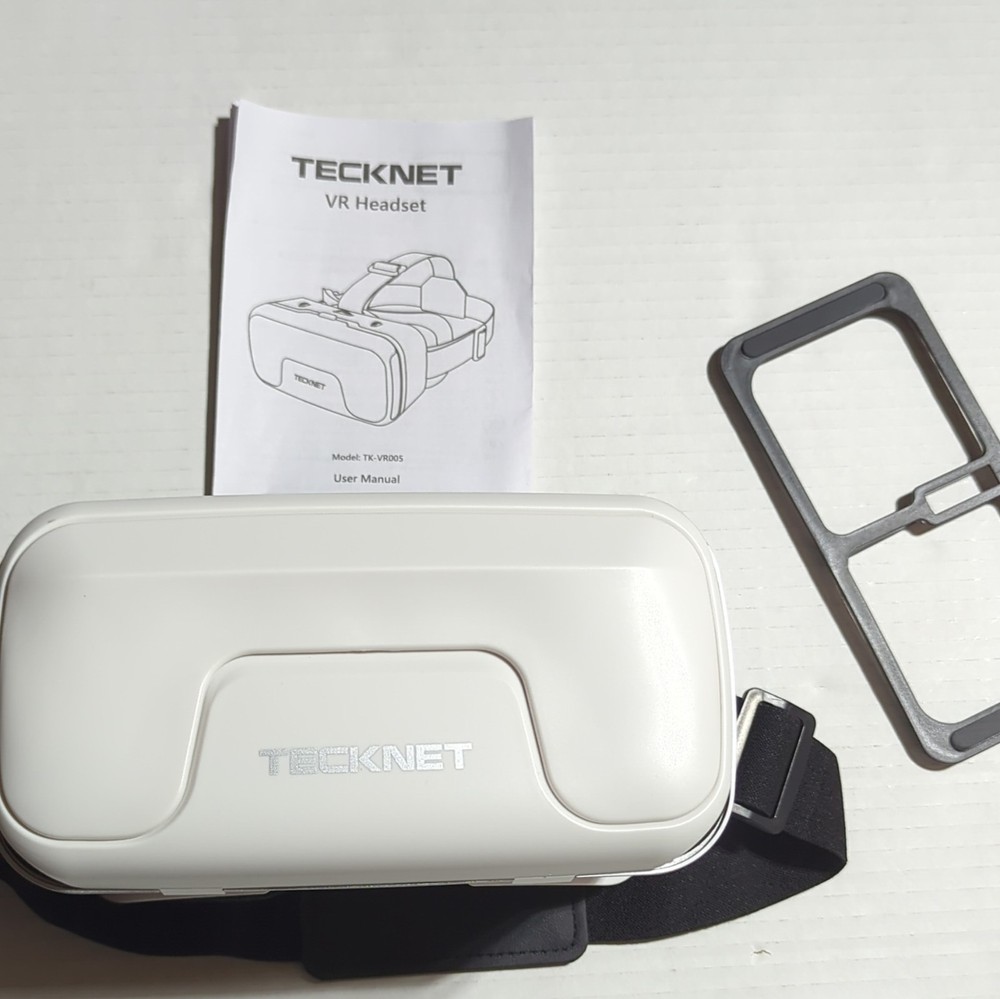 TECKNET Smartphone VR Headset TK-VR005 White/Black w/ Box & Manual