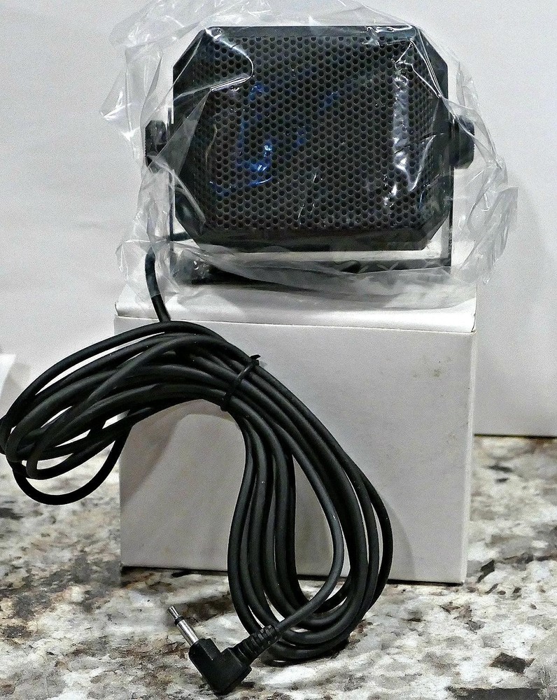 External Speaker With Mono 3.5mm Plug For Ham Radio, CB, Scanners, etc