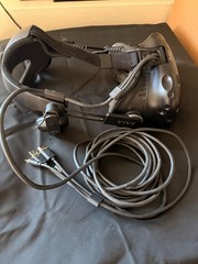 HTC Vive Virtual Reality Headset (99HAHZ024-00) with Deluxe Audio