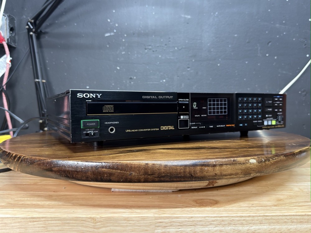 Sony CDP-650ESDII Vintage Compact Disc Player – Works But Needs Work