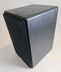 Micca MB42 Black Bookshelf Speakers 9.5×6.75×5.75 Inches No Wires Tested Works
