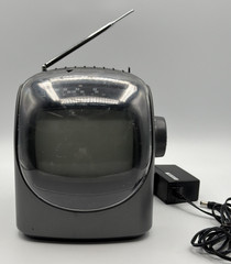 GPX Mini CRT TV 5″ Portable B&W Retro Gray TVP2CT Works! See Video!