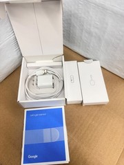 Chrome cast with Google TV (HD) – GA03131 Snow used in Excellent Condition