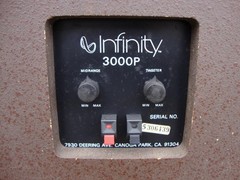 Awesome Infinity 3000P 3-Way Floor Speakers – Reconditioned Vintage