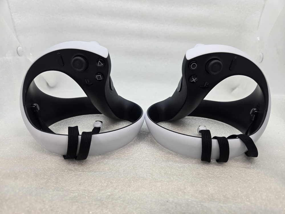 Genuine Sony Playstation VR 2 PS5 Controllers W/Strap FAST FREE SHIPPING a