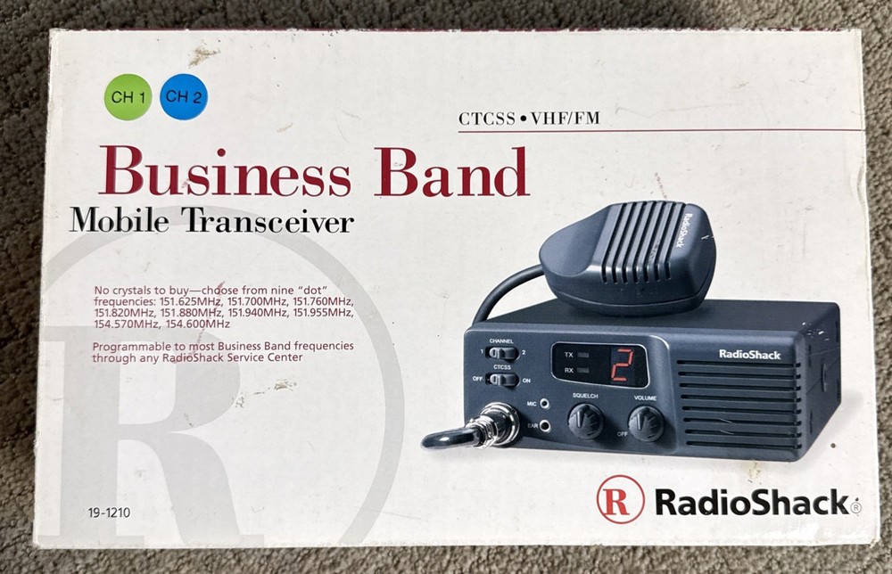 New Radio Shack #19-1210 Business Band Mobile Transceiver CTCSS VHF-FM 2 Channel