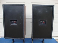 Awesome JBL L110 3-Way Vintage Floor Speakers – Reconditioned