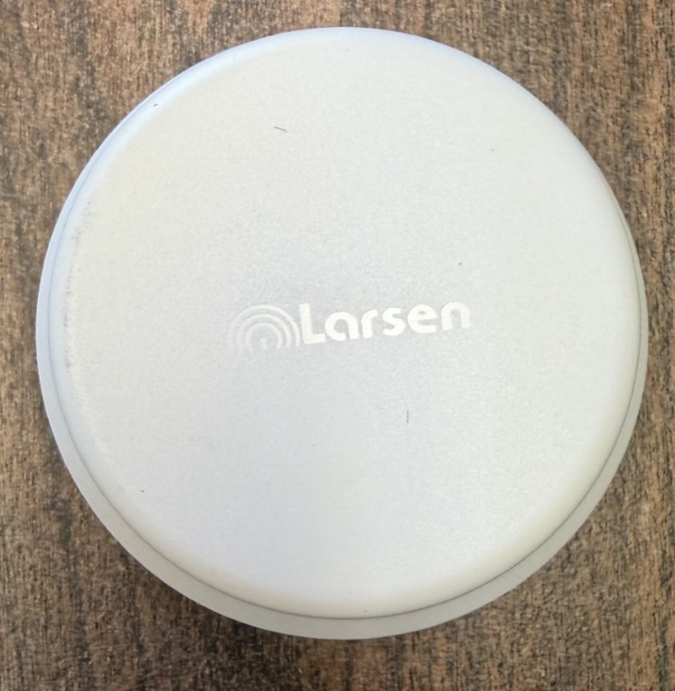 Larsen Pulse LP450NMOW, 450-470 MHZ Low Profile Antenna, White