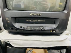 Samsul Box Tv- Model #Com3100. Work Greats, No Remote. Small Crack See Pictures!