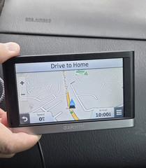Garmin nuvi 2597LMT GPS – 5″ Display, Lifetime Maps & Traffic, Tested & Works