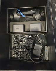 HTC Vive VR Headset w/ Deluxe Audio Strap Full Set Ready to Play