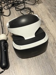 Sony PSVR PS4 VR Headset Bundle With Camera And Motion Controllers – Tested