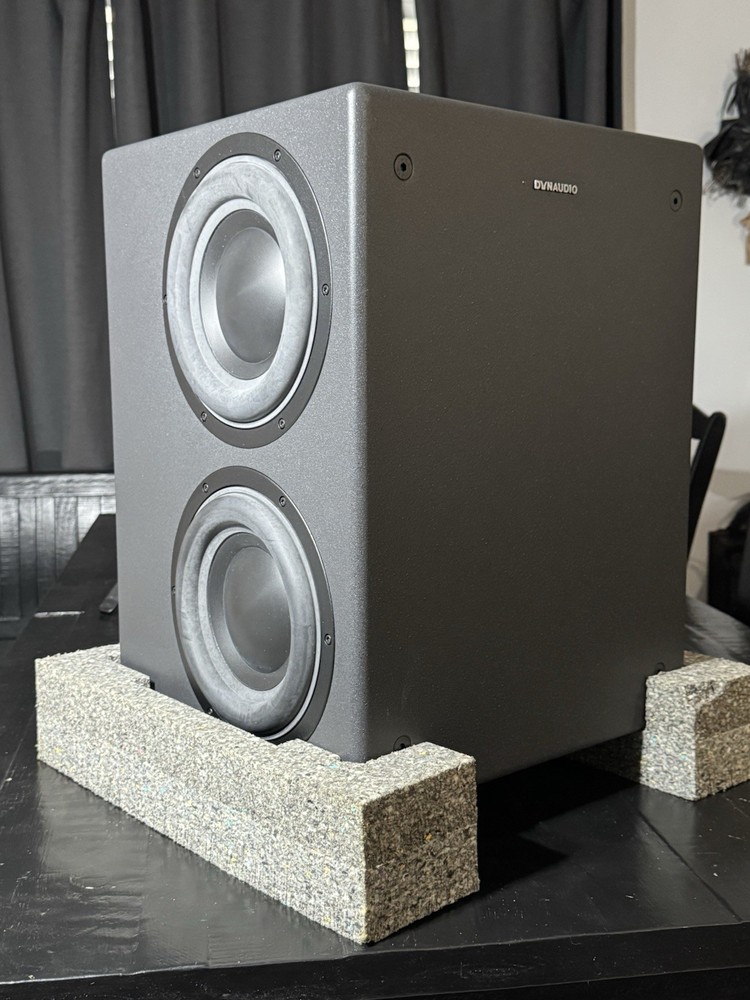 Dynaudio Core Sub 4x 9″ Inch Subs 2x 500w Amp All In 1 Studio Grade .