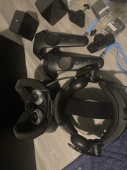 HTC Vive Cosmic Elite Virtual Reality Headset Black with Box Excellent
