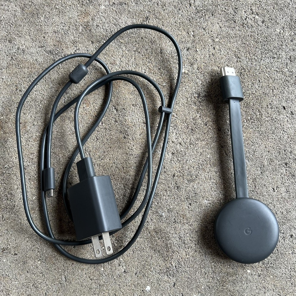 Google Chromecast Ultra NC2-6A5B 4K HDMI Media Streamer With Power Adapter