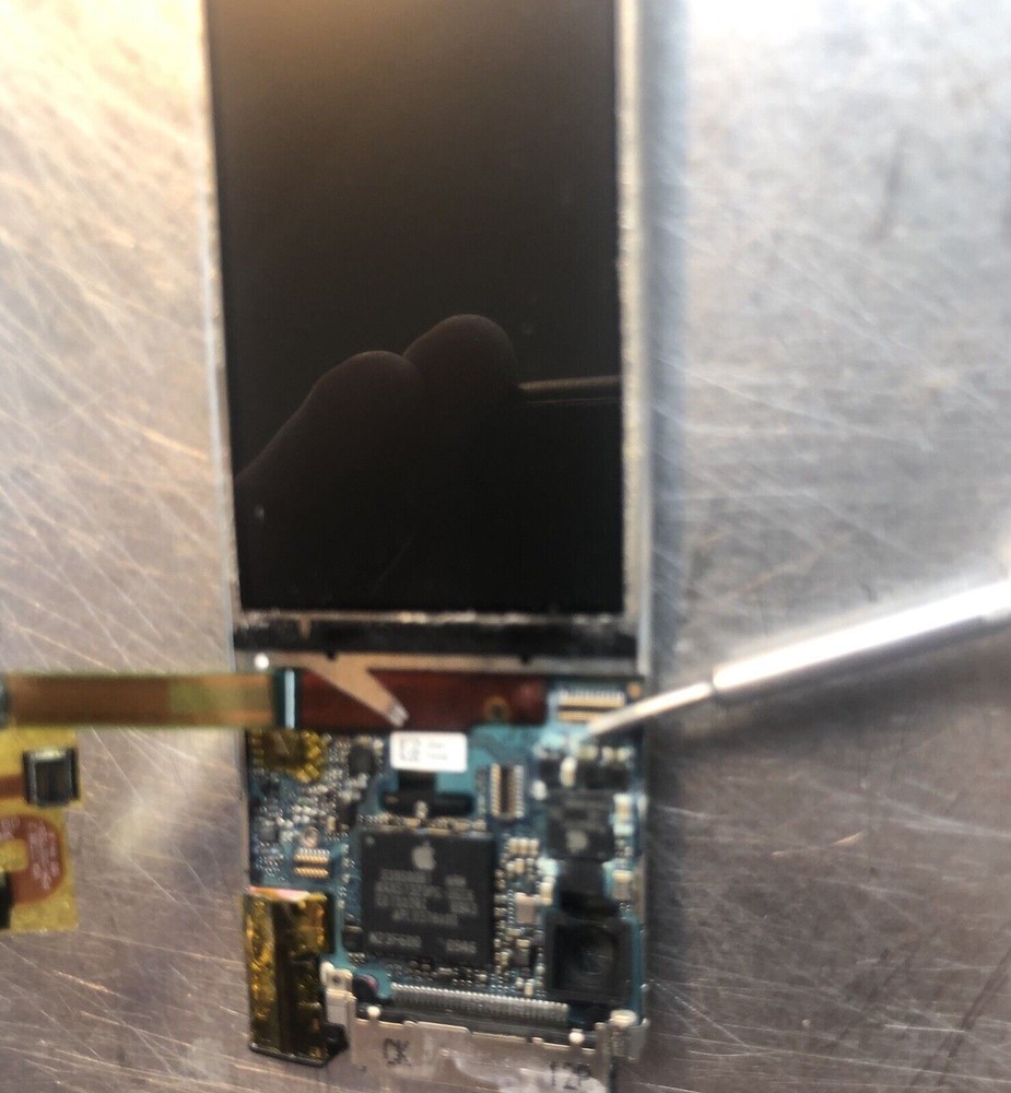Apple iPod nano 4/5th Generation LCD and Battery Replacement Service