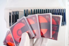 Sony 33-Disc Color Minidisc Lot Red Blue Green Black Case [USED]