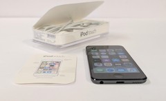 Apple iPod Touch 6th generation A1574 * 128GB – Mint Condition * Original Box