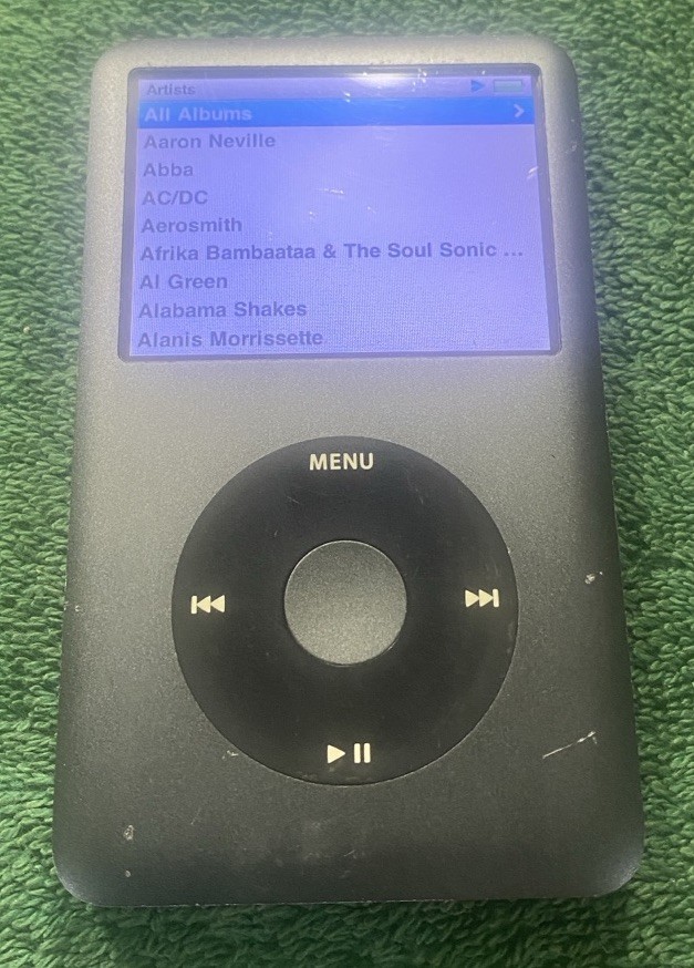 Apple iPod Classic 6th Gen 120GB Black Media Player A1238 USB 2.0