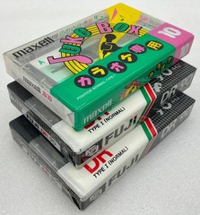 11 Maxell & 2 Fuji Blank Audio Cassette Tapes – New, Sealed (see pictures)