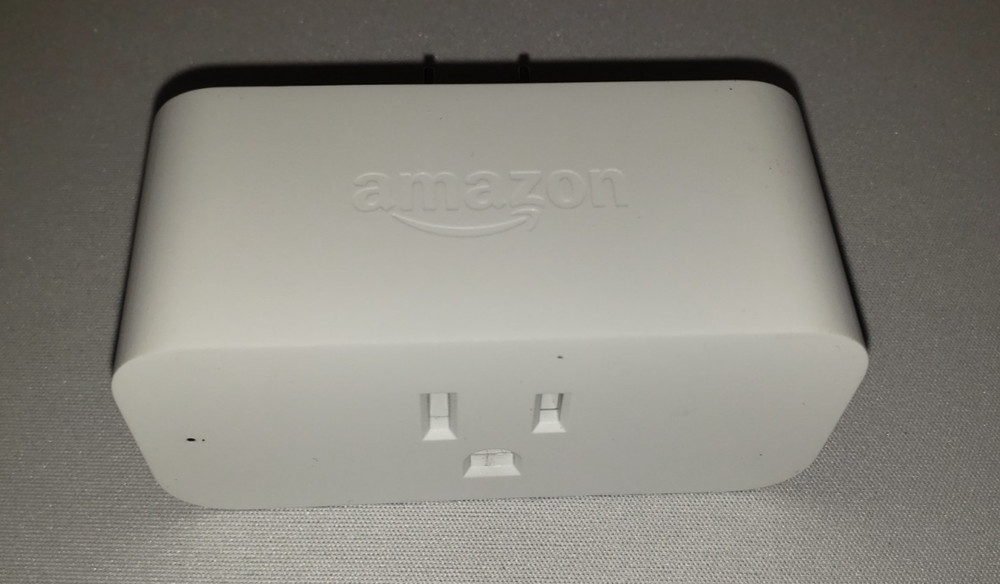 Amazon Smart Plug / HD34BX / White / Works with Alexa / Simple setup