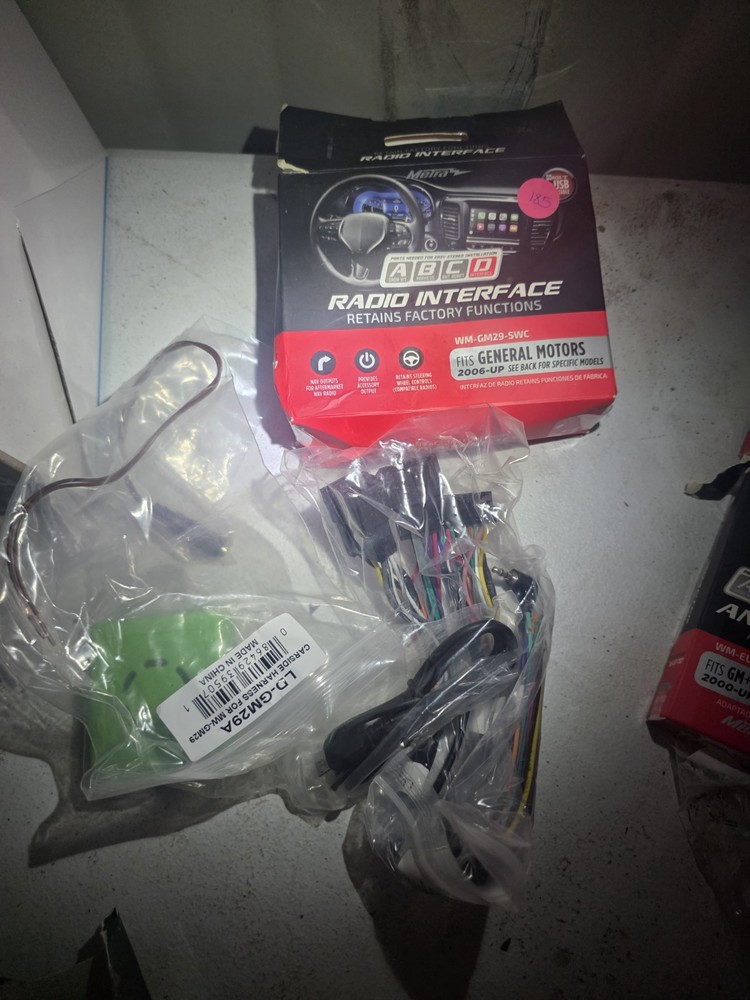 Metra WM-GM29-SWC Aftermarket Radio Data Interface and Harness GM 06-UP