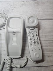 Vintage BELLSOUTH Caller-ID Telephone #8801X – White – NEW OPEN BOX 2002