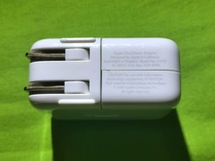 Apple 30-Pin Dock Connector to USB 2.0 + Firewire Cable with Firewire Charger